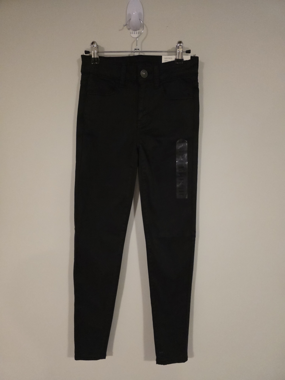 American Eagle Outfitters Black Low Rise Short Super Stretch Skinny Jeggings
